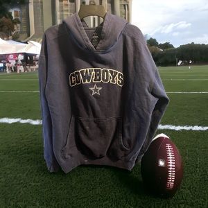 XL cowboys 🏈 navy blue hoodie with front pocket
